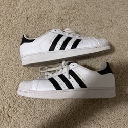 Men’s Adidas Superstar White/Black/Gold Size 8