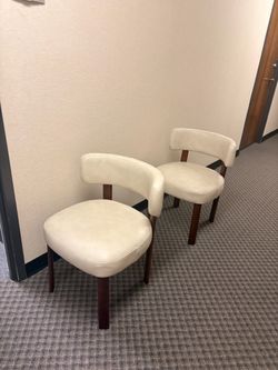 2 DESK CHAIRS