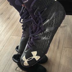 UNDER ARMOR FOOTBALL CLEATS Size Us 15