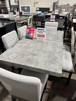 BRAND NEW DINING SET (table and chairs)!! SHOP NOW - PAY LATER!! NO CREDIT CHECK FINANCE AVAILABLE!!
