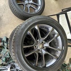 2023 OEM SCATPACK WHEELS AND TIRES 