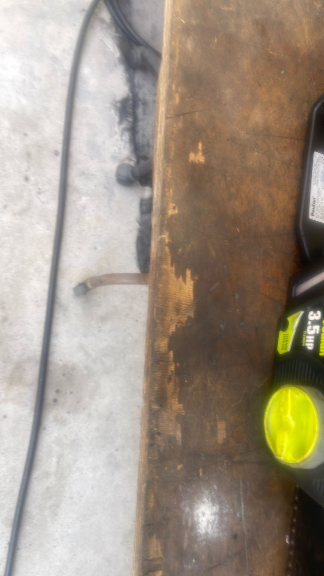 Poland Chainsaw 3 1/2 Hp 16 Inch Works Good