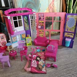 #Barbie #Playhouse and #Carry Case