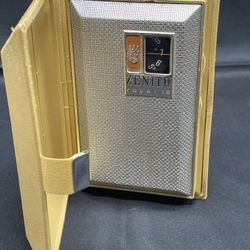 1960 Vintage Zenith Royal am radio