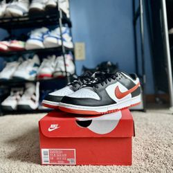 MENS NIKE DUNKS SZ 11.5