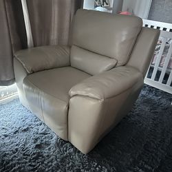 Recliner 