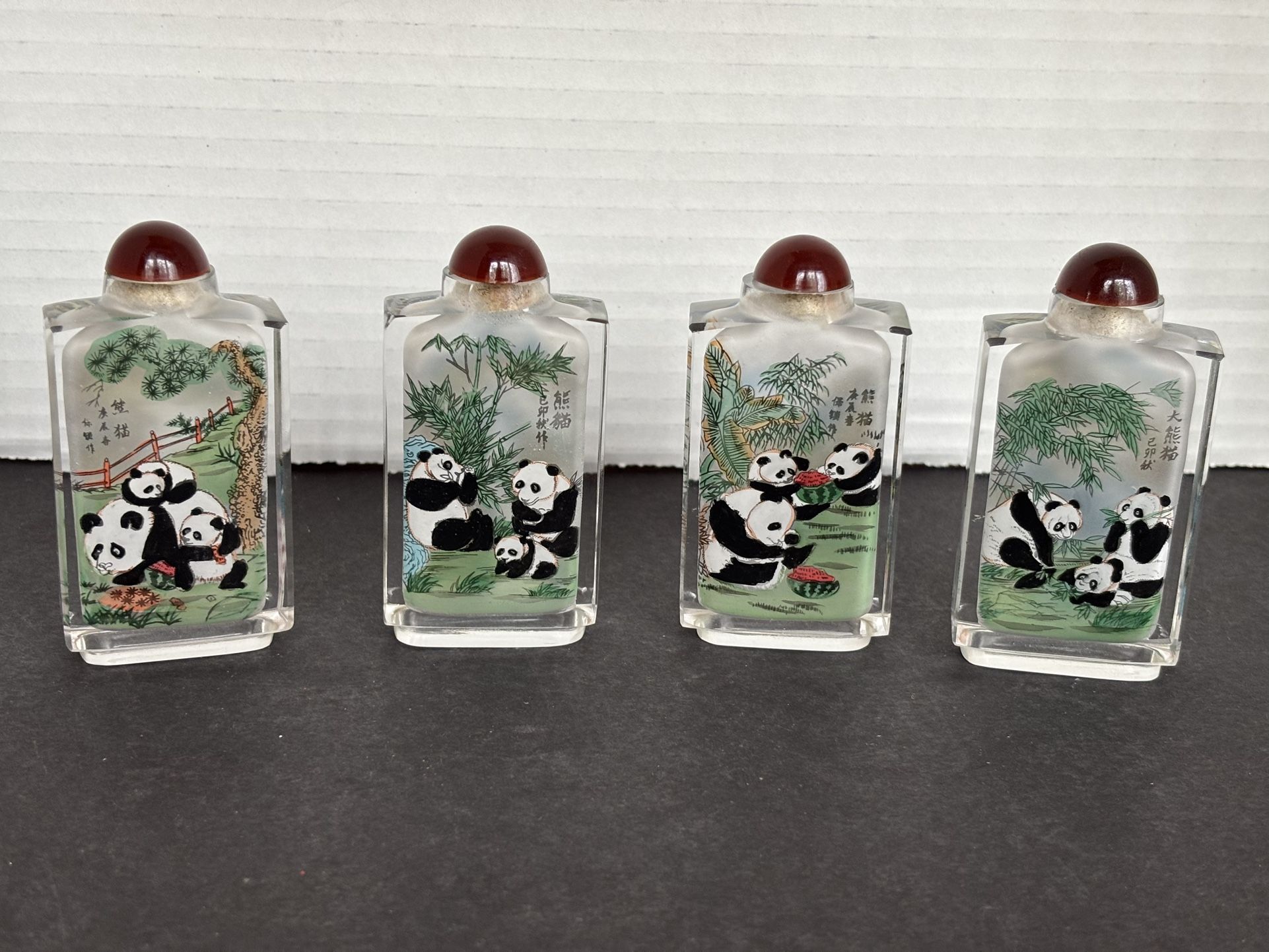 VINTAGE SNUFF BOTTLES