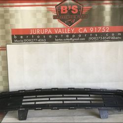2016-2018 KIA OPTIMA EX GRL8018 LOWER GRILLE Auto Parts 