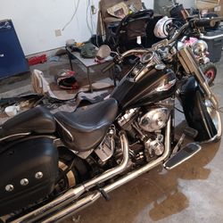2005 Harley Deluxe