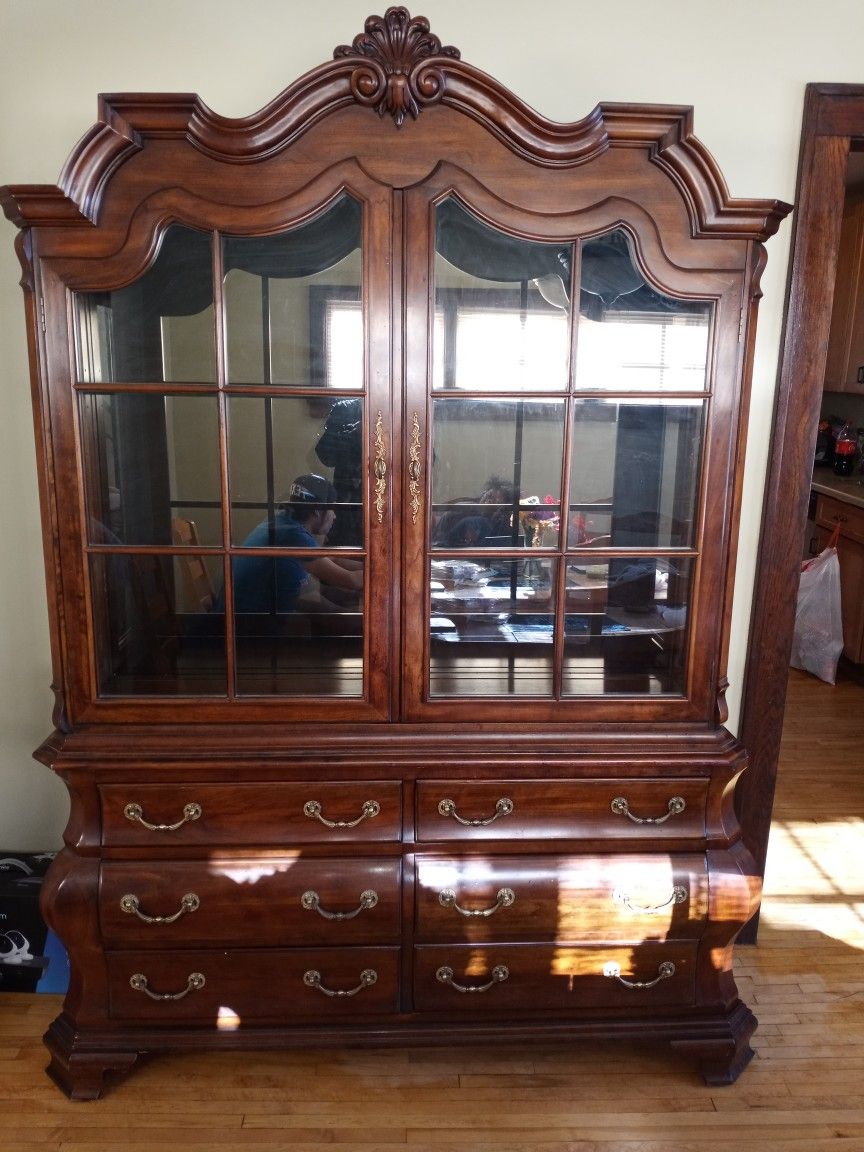 China Cabinet Old School Make An Offer