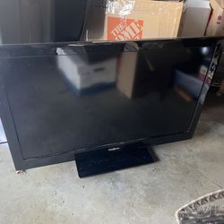 Insignia 40-inch LCD HDTV