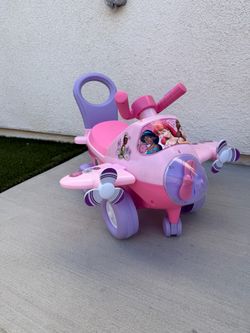 Disney Princess Animated Lights Activity Plane Ride-On by Kiddieland ✈️👑