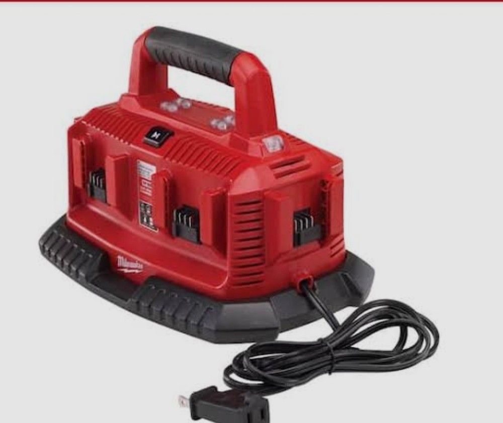 MILWAUKEE 18-Volt Lithium-Ion 6-Port Sequential Battery Charger