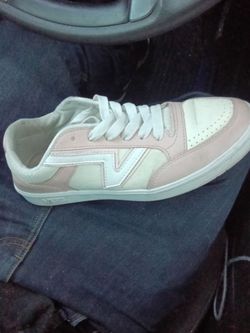New vans  only worn 2 times