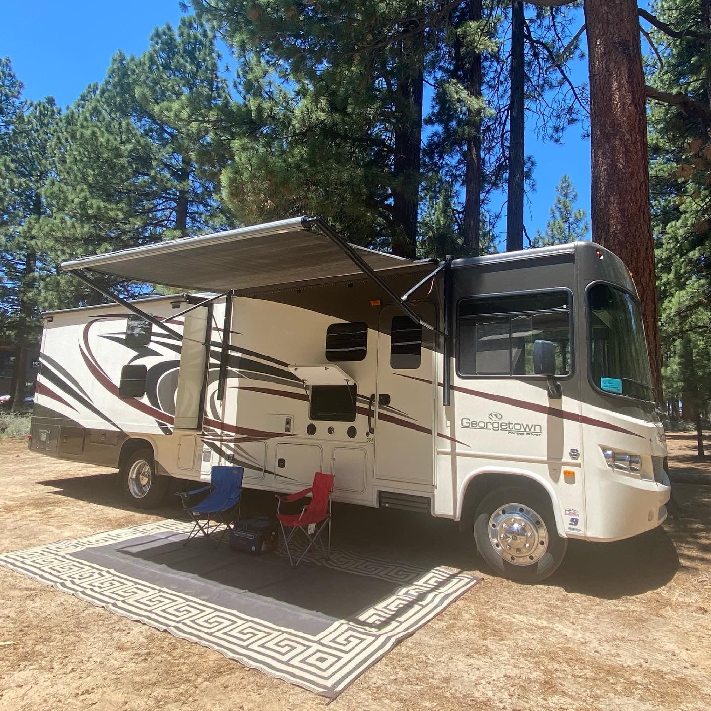 Georgetown Motorhome 36FT for Sale in Montclair, CA - OfferUp