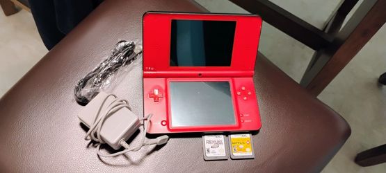 Nintendo DSi XL