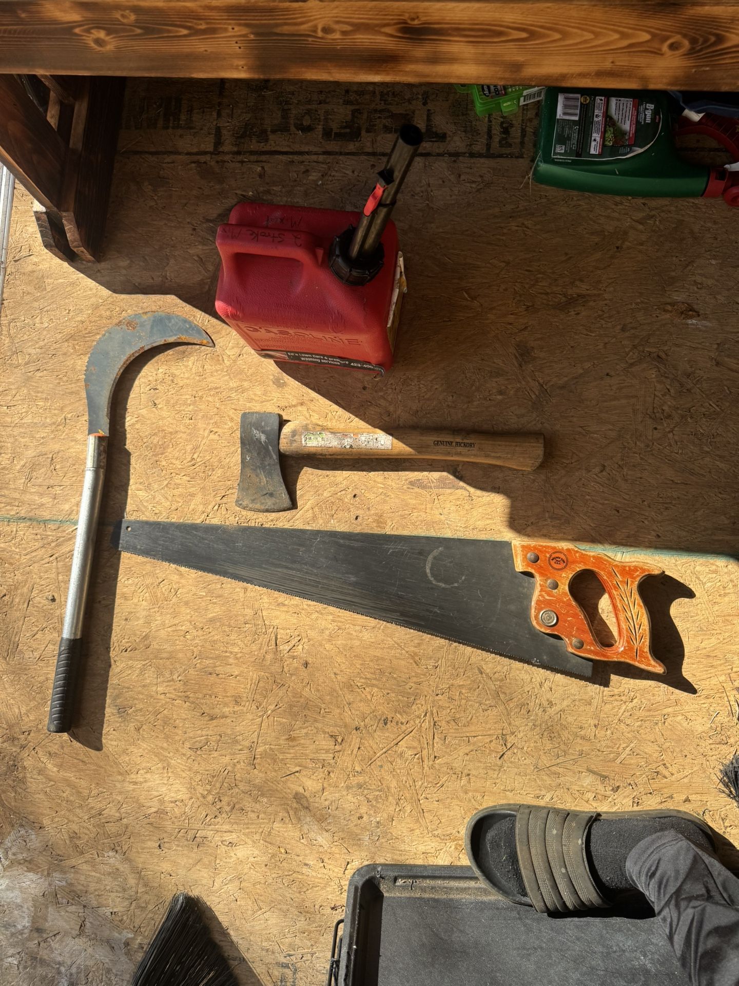 Hand Tools Gas Tank Saw Axe Etc