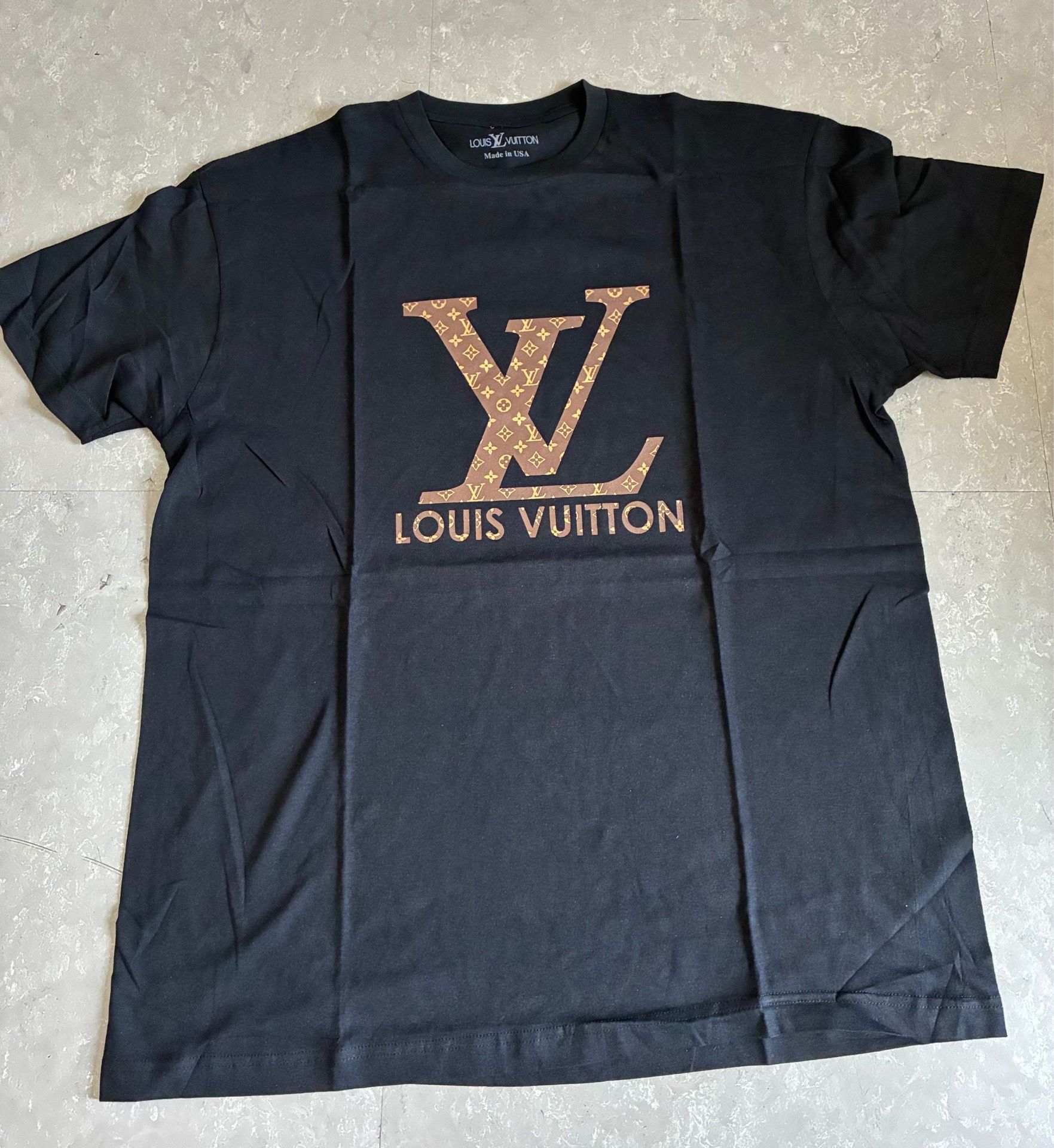 New Men’s XL LV Luxury Black Short Sleeve T-Shirt
