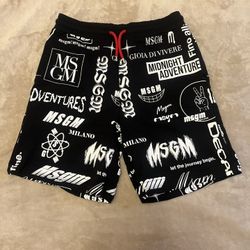 Shorts 