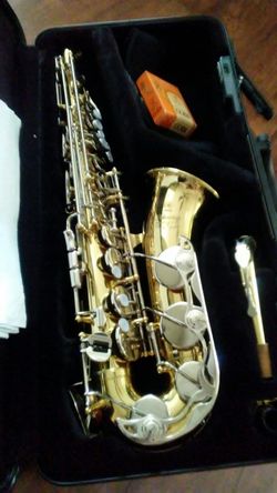 Yamaha Alto Saxophone Model As-200AD T 19599 1090p very small dent behind instrument does not affect the sound