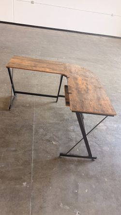 51 x 51 L-Shaped Corner Desk with Drawer