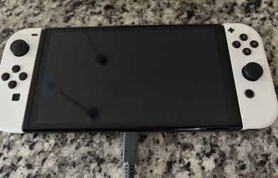 Nintendo Switch OLED Console – White Joy-Cons – Excellent Condition