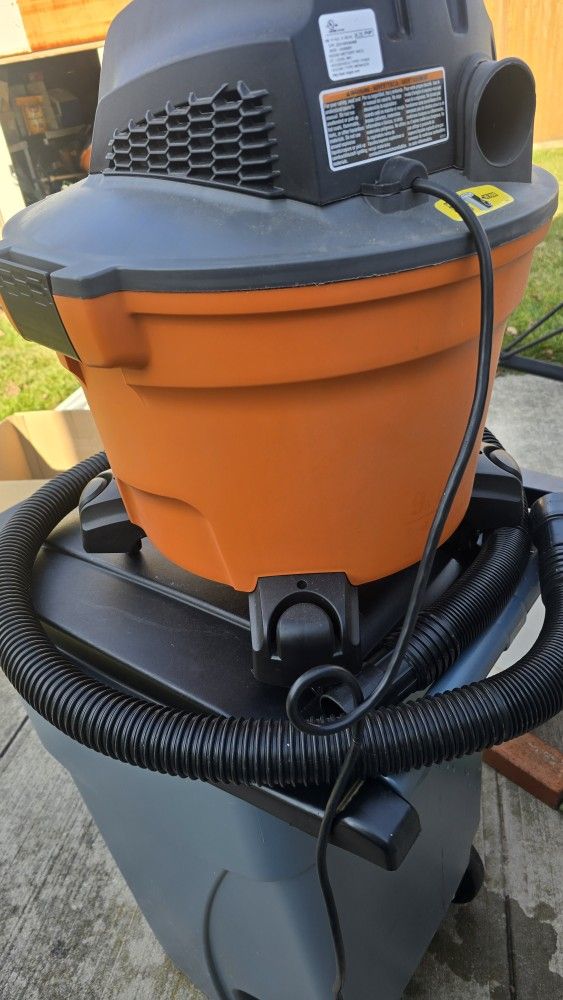 Rigid Wet Dry Vac