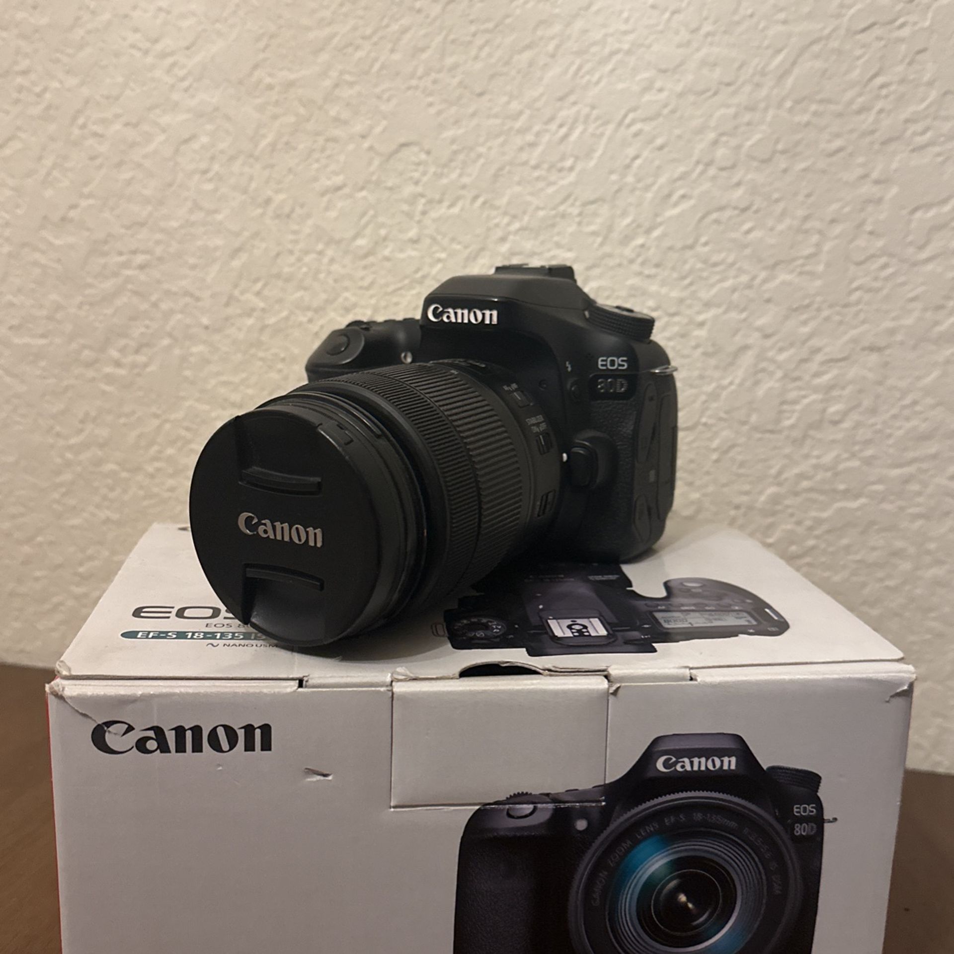CANON EOS 80D