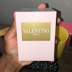 Woman’s perfume 