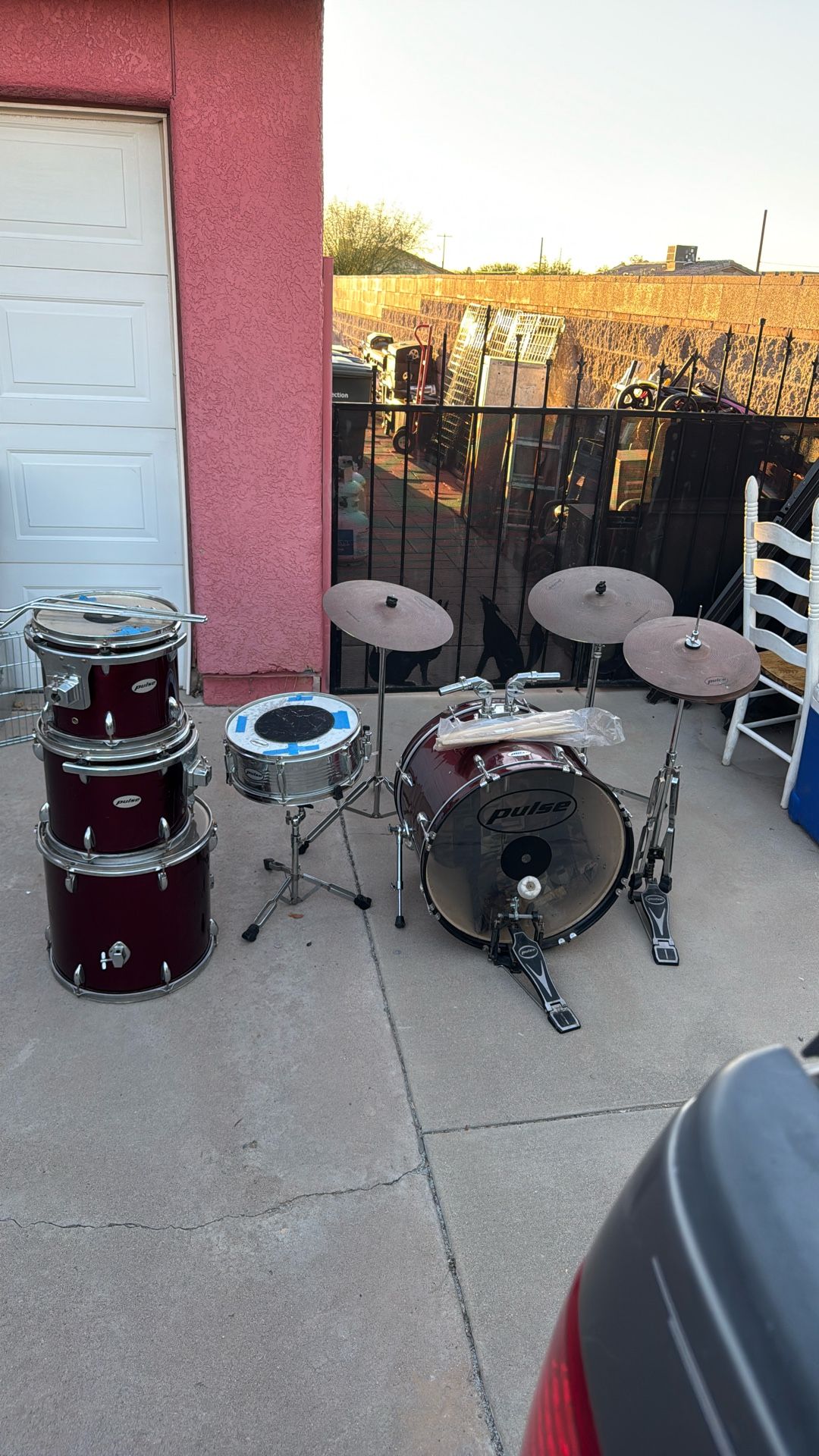 Pulse 5 Pc Drum Set With Hi-hat And symbols