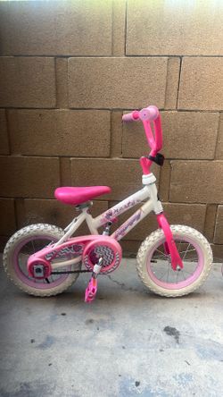 Girl bike with training wheels