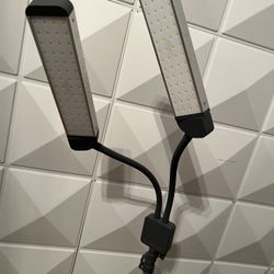 Glamcor Dual Lights