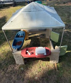 Free Step 2 all around playtime with canopy
