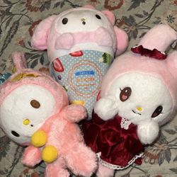 SANARIO PINK PLUSHIES 