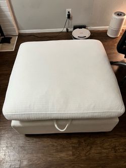 White storage ottoman