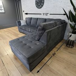 *Like New* Ashley Furniture Steel Gray Sectional Sofa With Right Facing Chaise + Free Delivery 🚚