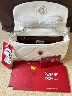 Women’s shoulder bag