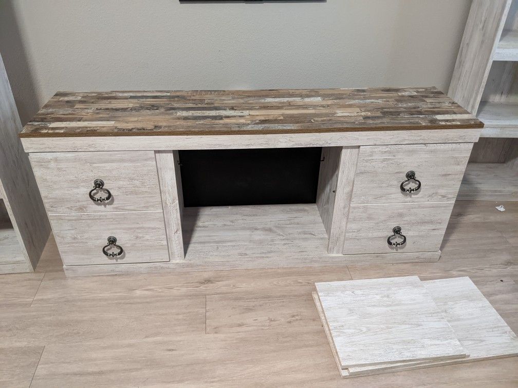 TV Stand With Bookselves