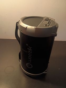 Woozik Rockit Go Bluetooth boombox