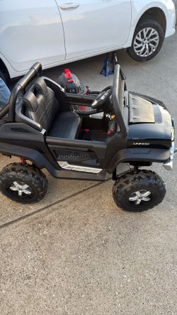 Toy car