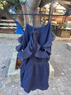 Moon River Navy Textured Ruffle Top size S