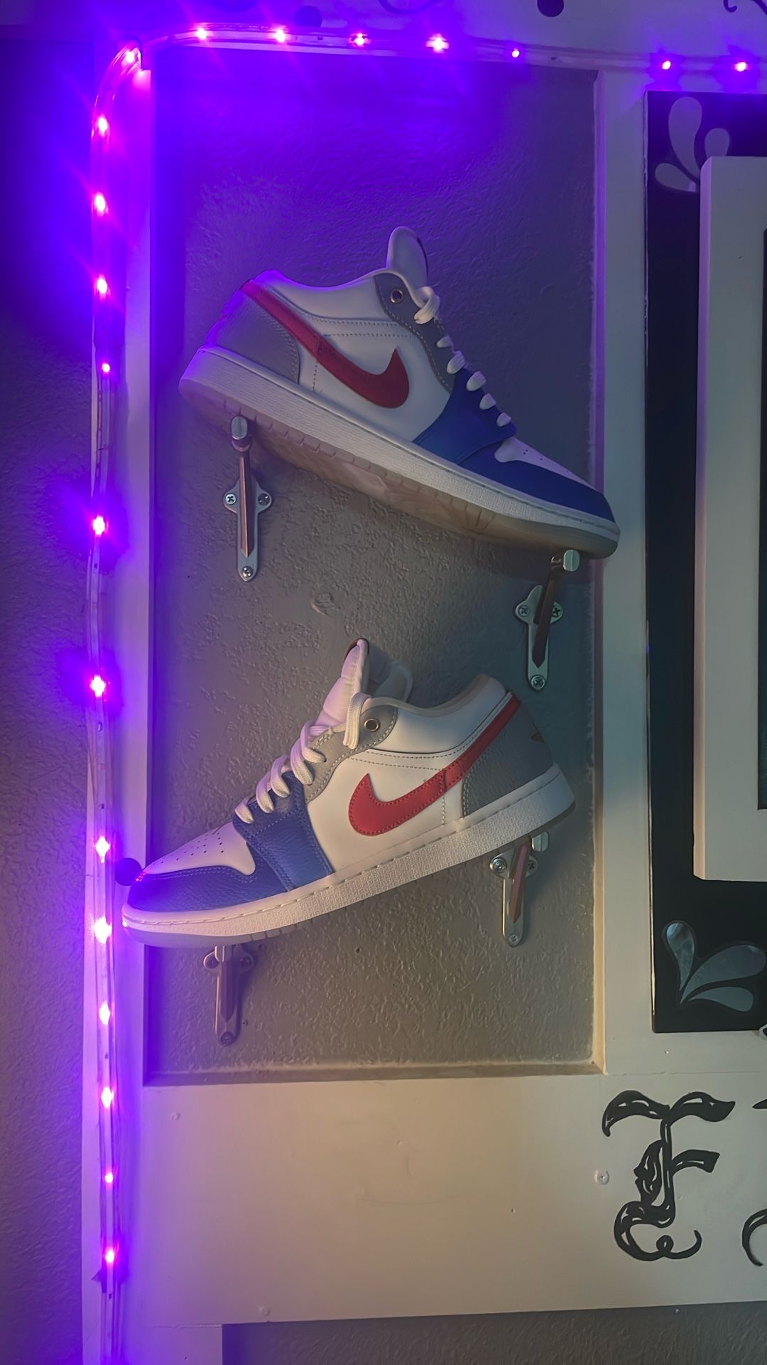 Jordan’s Size 9