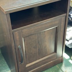 Dark Brown Side Table / Cabinet – Great Condition