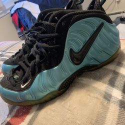 Nike Electric Blue Foamposite Sz9 