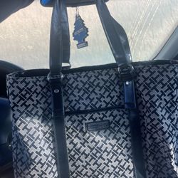 Vintage Tommy Hilfiger Bag For Sale 