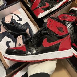 Jordan 1 High OG “ Bred Patent “ Size 5.5Y & 7Y