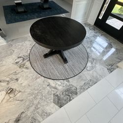 Solid Wood Dinning Table 48” Round