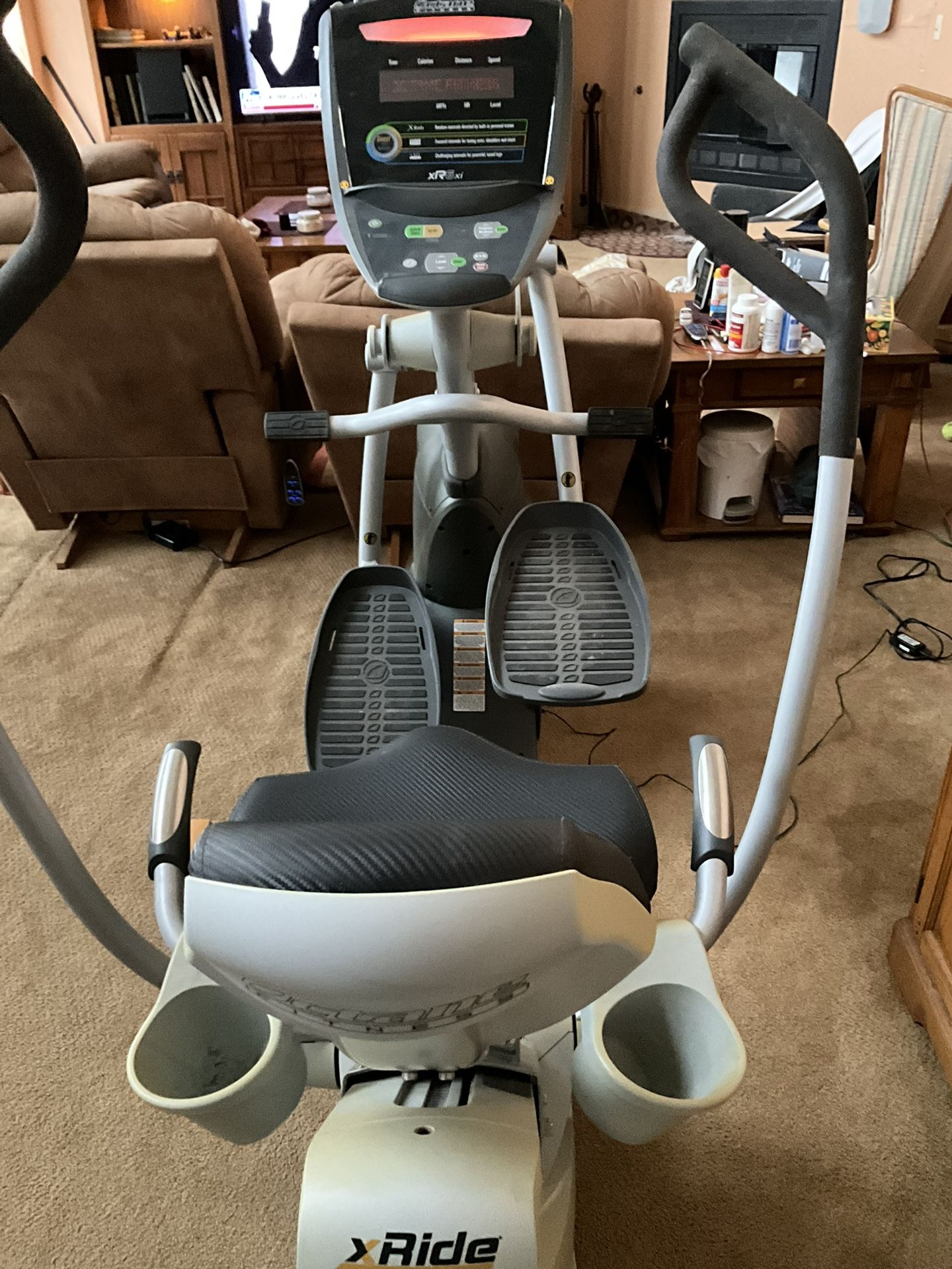 Octane Fitness Recumbent Elliptical , Physical Therapy, Rehab And Exercise.