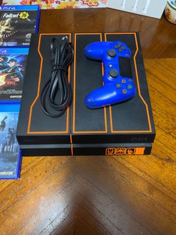 PS4 Black Ops 3 edition (Used, but Factory new condition) Very well taken care of.