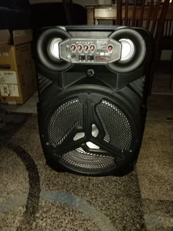 Blue tooth stand speaker